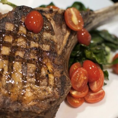 How To Grill Perfect Tomahawk Steak On Big Green Egg 